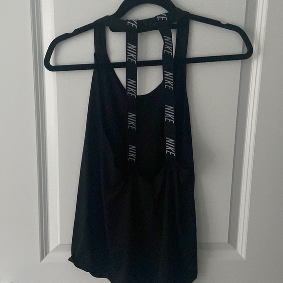 Nike Workout Tank - Picture 2 of 2